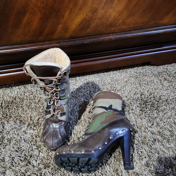 Michael Kors booties - Picture 1 of 4